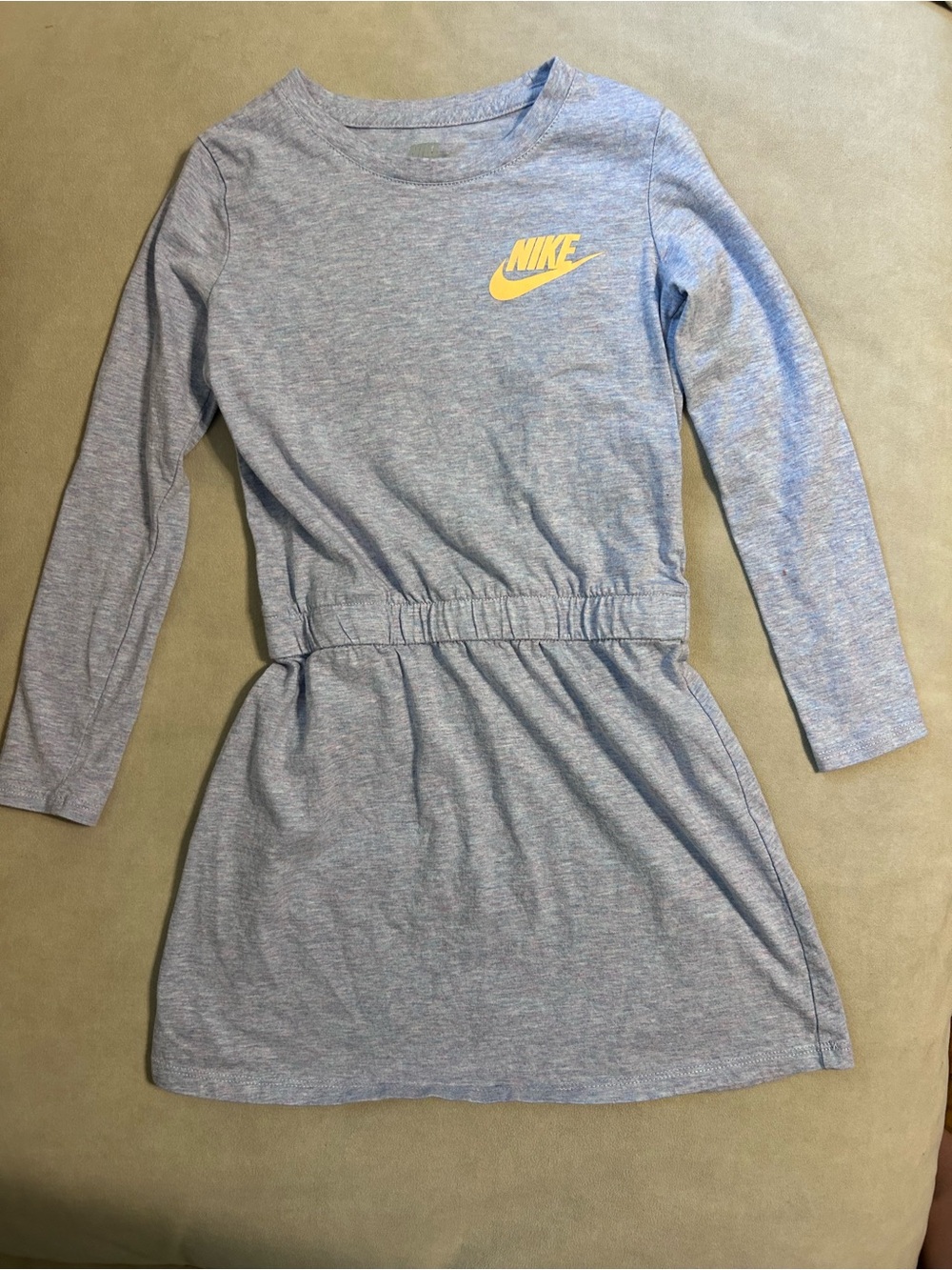 Girls size 6 Nike Dress